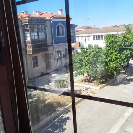 Hotel Nano Otel 3*